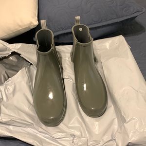 Hunter rain booties size 11